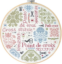 Load image into Gallery viewer, Quaker de la Brodeuse (Embroidery Quaker) by Jardin Prive
