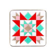 Load image into Gallery viewer, Prim Star Enamel Needle Minder
